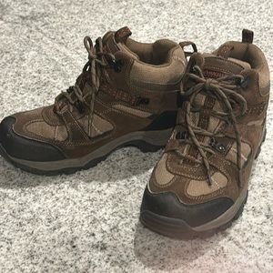 Magellan Men’s Elevation Mid Hiking Shoes